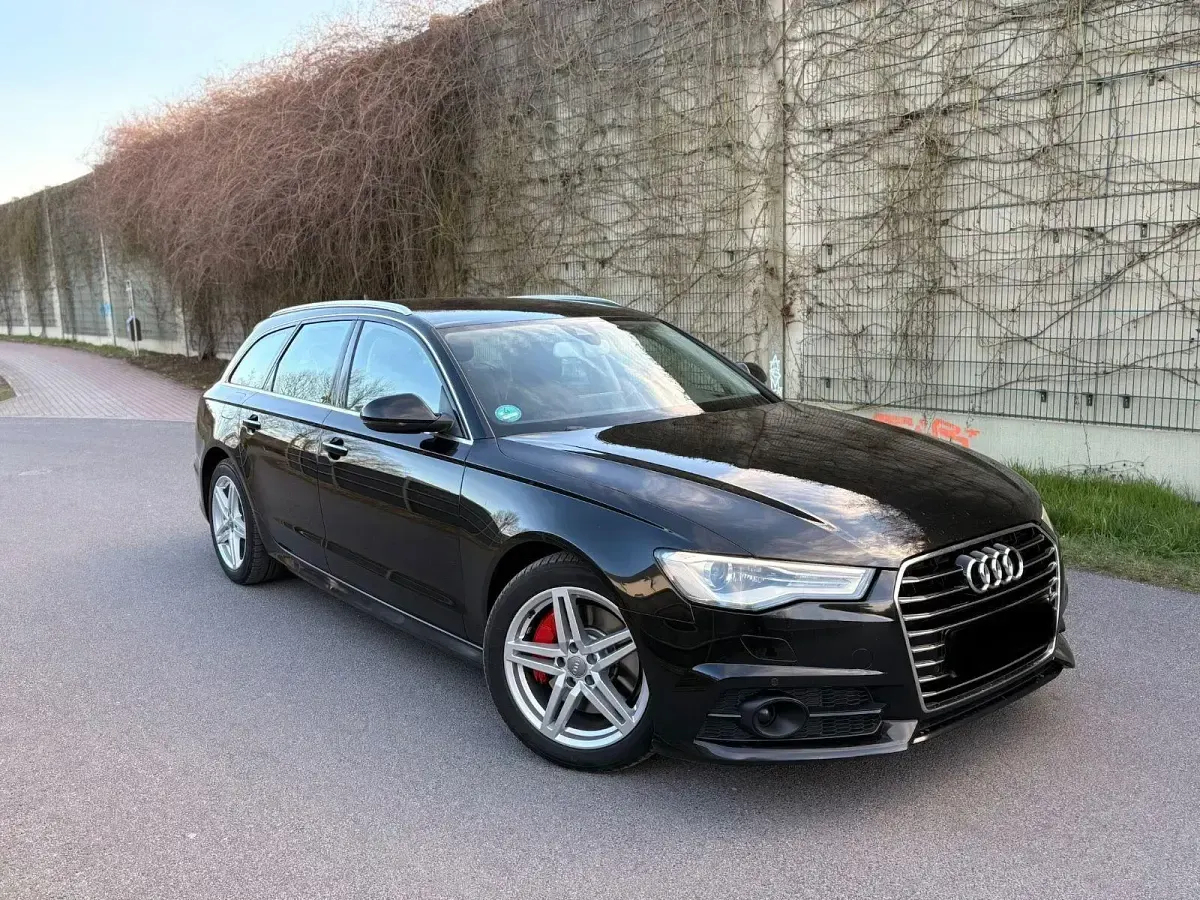Gebraucht Audi A6 Ambiente 218 PS (160 kW) 2017 Schwarz Kombi