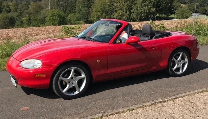 Gebraucht Mazda MX5 110 PS (80 kW) 1999 Rot Cabrio