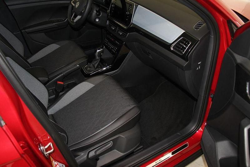 Gebraucht VW T-Cross Goal 116 PS (85 kW) 2025 Rot SUV