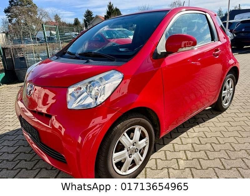 Gebraucht Toyota iQ 68 PS (50 kW) 2009 Rot Kleinwagen