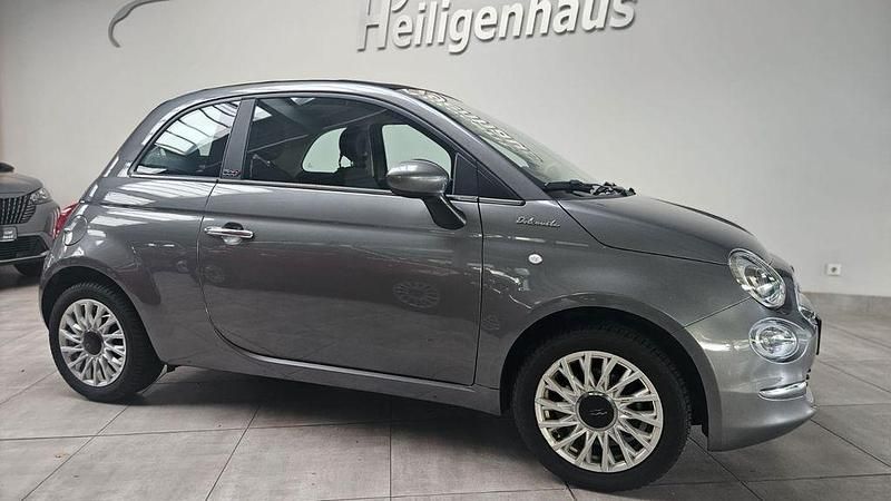 Grau metallic Gebraucht 2023 Fiat 500C Dolcevita Cabrio | 13.660 € (Fairer Preis) - Bild 1/4