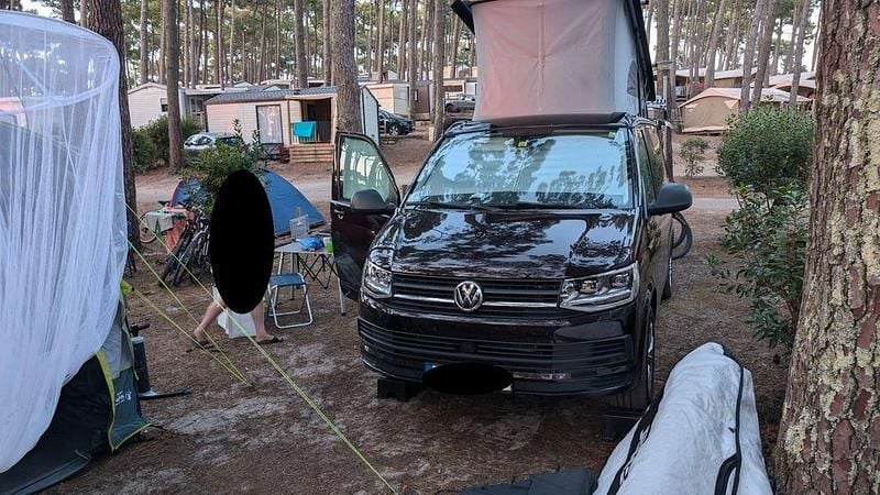 Schwarz Gebraucht 2016 VW T6 California Van | 44.000 € - Bild 1/3