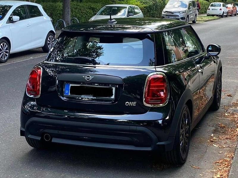 Gebraucht Mini ONE 102 PS (75 kW) 2022 Schwarz Kleinwagen