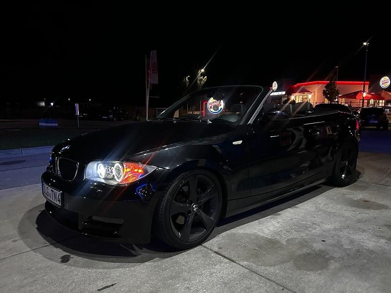 Schwarz Gebraucht 2009 BMW 125 Cabriolet M Performance Cabrio | 14.500 € (Etwas zu teuer) - Bild 1/3