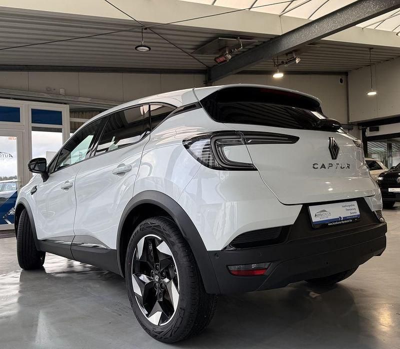 Gebraucht Renault Captur Techno 158 PS (116 kW) 2025 Weiß SUV