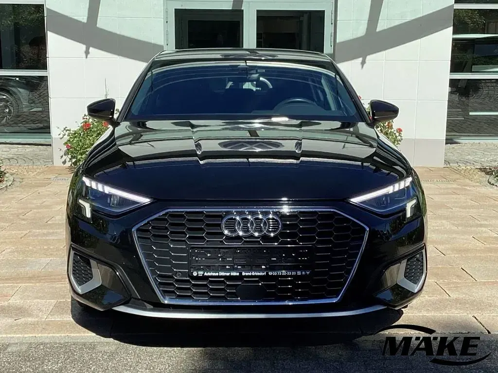 Gebraucht Audi A3 Advanced Plus 150 PS (110 kW) 2020 Schwarz Limousine