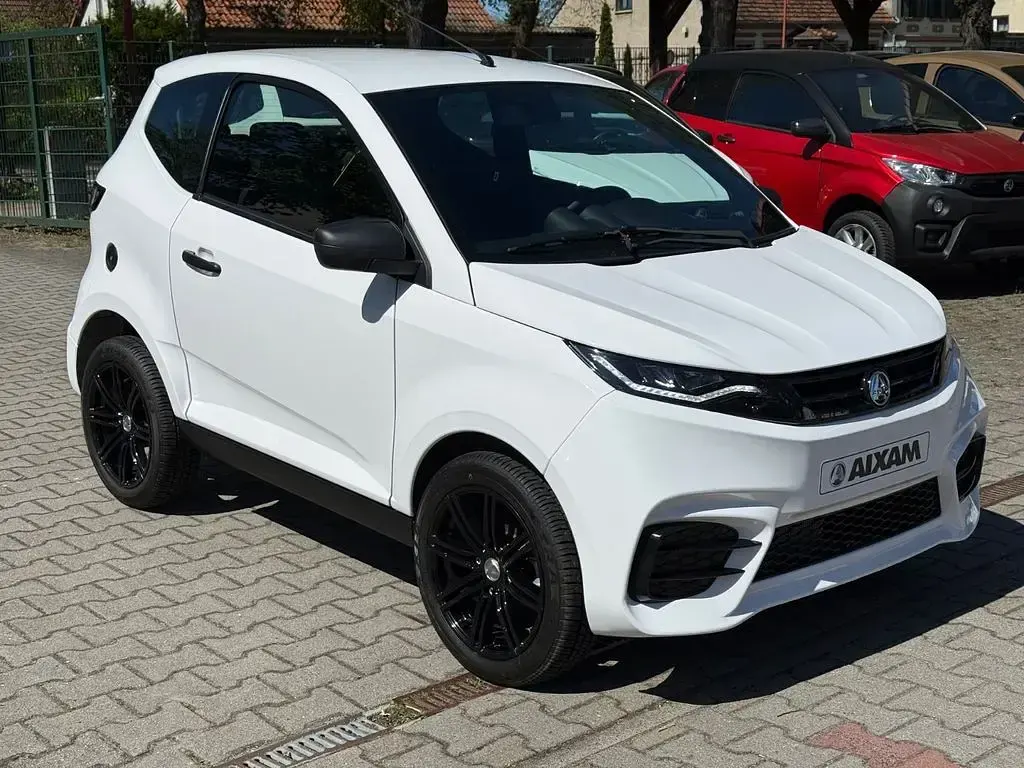 Second-hand Aixam City 2025 Alb Hatchback