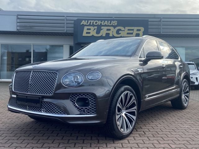 Bordgar metallic (metallic) Gebraucht 2021 Bentley Bentayga Mulliner SUV | 166.970 € (Guter Preis) - Bild 1/4