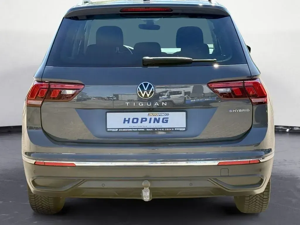 Gebraucht VW Tiguan Active 150 PS (110 kW) 2022 Grau SUV