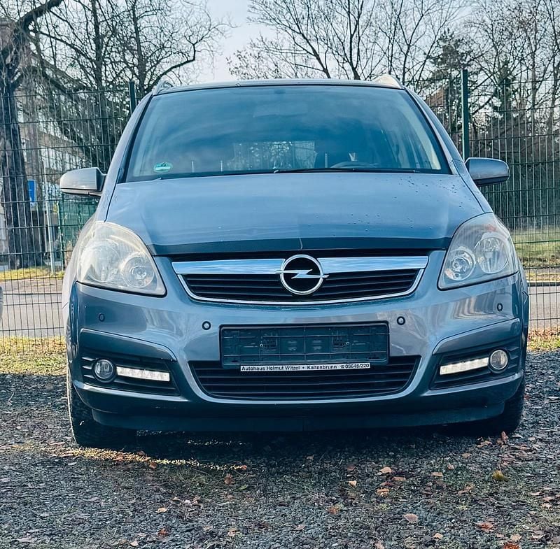 Gebraucht 2006 Opel Zafira Van / Kleinbus | 1.999 € (Guter Preis) - Bild 1/4