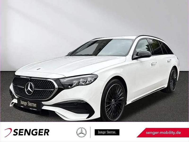 Weiß Gebraucht 2024 Mercedes E300 AMG | 54.940 € (Guter Preis) - Bild 1/1