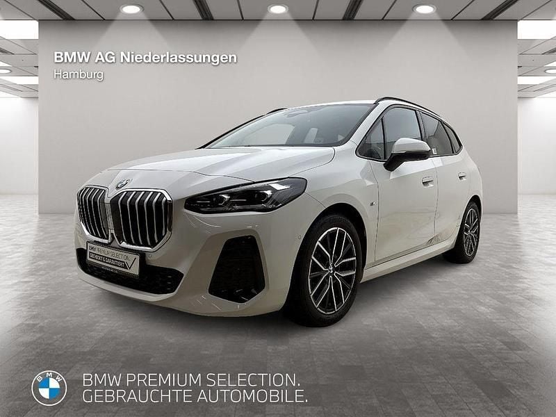 Weiß Gebraucht 2024 BMW 223 Active Tourer Luxury Line Van / Kleinbus | 37.500 € (Guter Preis) - Bild 1/4