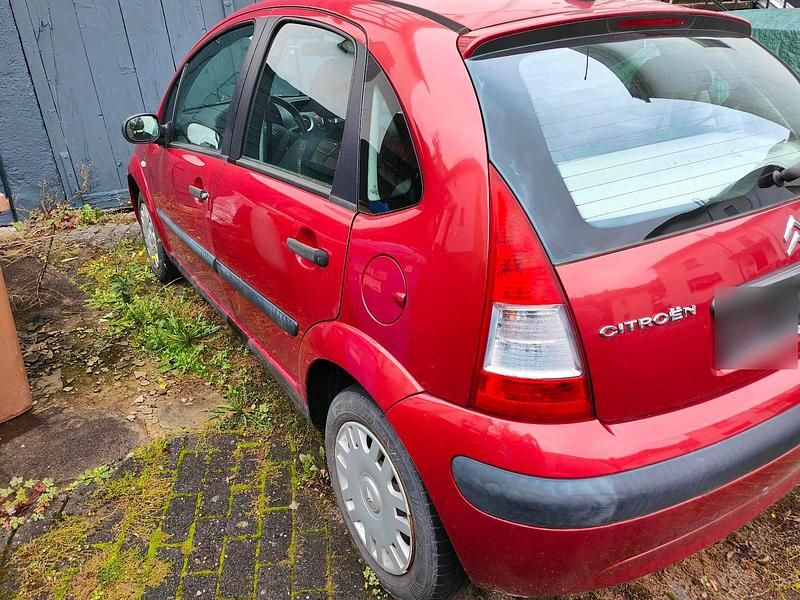 Gebraucht Citroën C3 60 PS (44 kW) 2008 Rot Kleinwagen