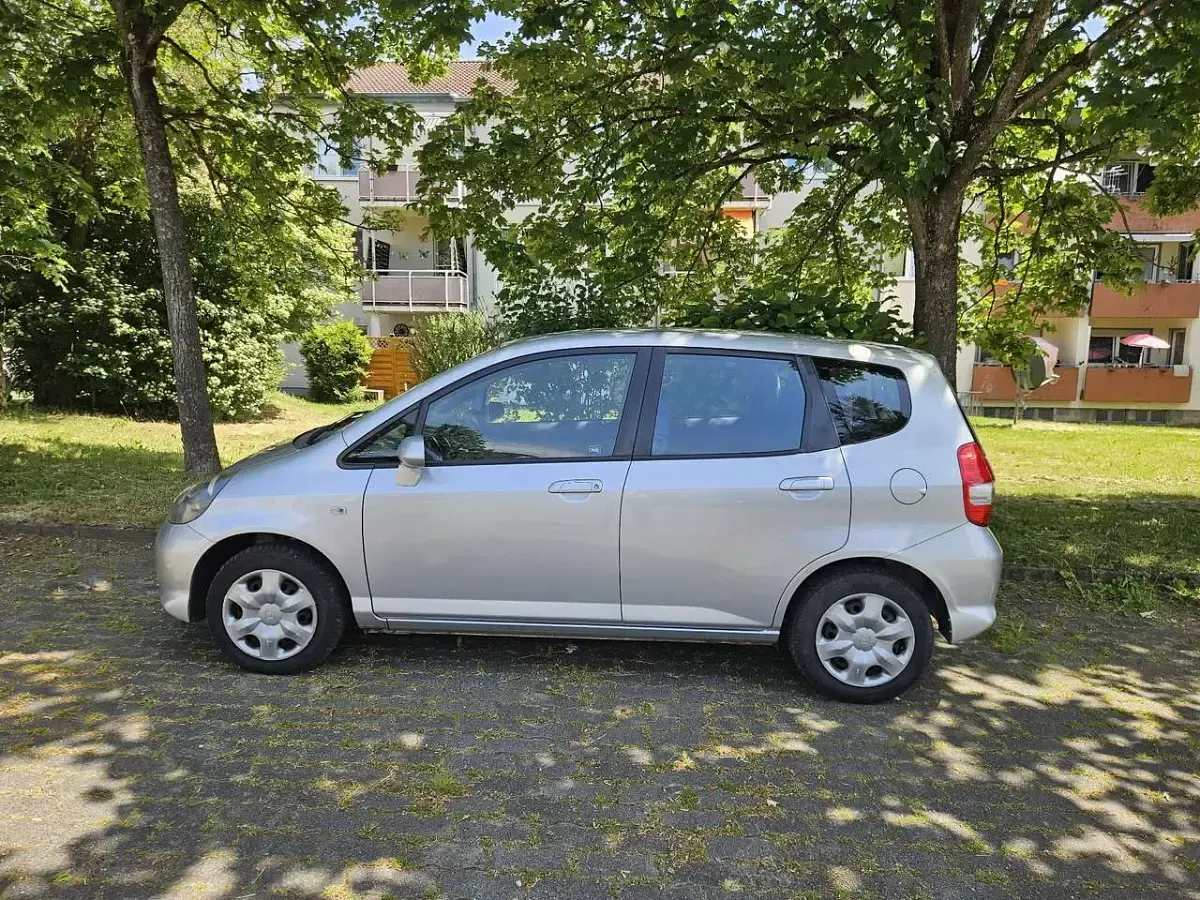 Gebraucht Honda Jazz 77 PS (56 kW) 2005 Grau Kleinwagen