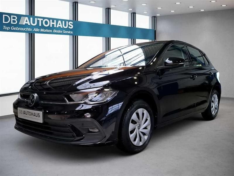 Schwarz Gebraucht 2023 VW Polo Life Kleinwagen | 15.890 € (Guter Preis) - Bild 1/4