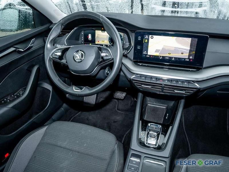 Second-hand Skoda Octavia Ambition 110 CP (80 kW) 2023 Gri Break