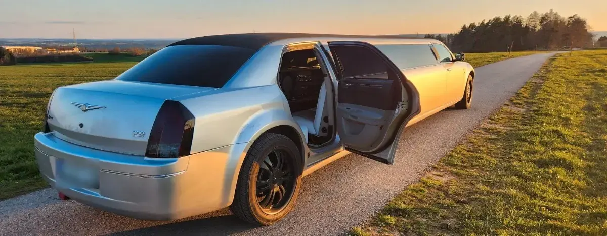 Gebraucht Chrysler 300C 249 PS (183 kW) 2006 Silber Limousine