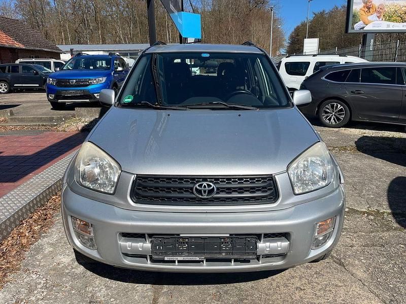 Gebraucht Toyota RAV4 150 PS (110 kW) 2001 Silber SUV