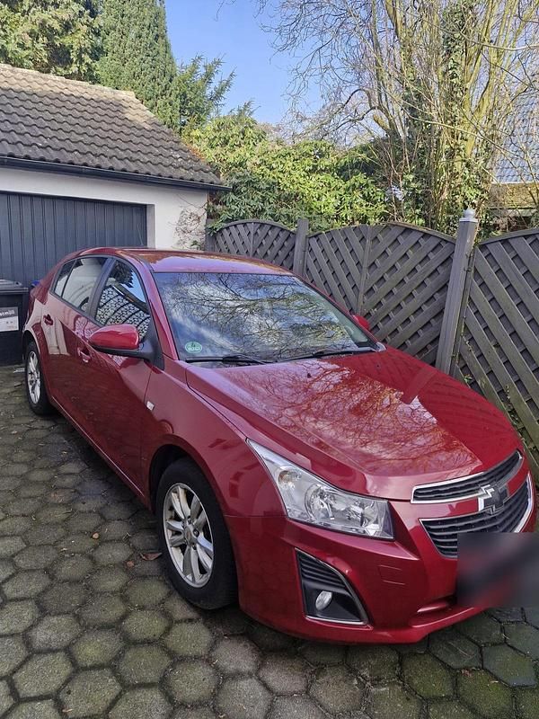 Gebraucht Chevrolet Cruze 130 PS (95 kW) 2012 Rot Limousine