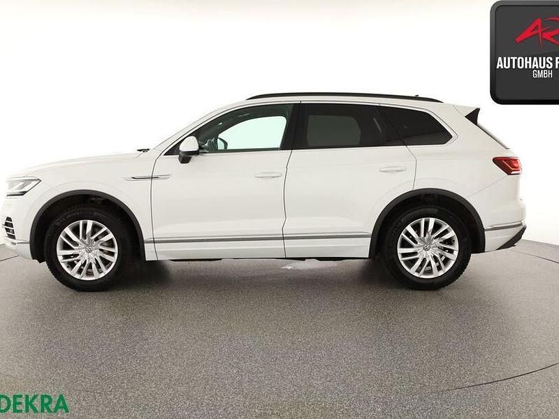 Gebraucht VW Touareg Elegance 286 PS (210 kW) 2018 Pure white SUV