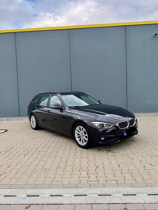 Gebraucht BMW 320 190 PS (139 kW) 2015 Schwarz Kombi