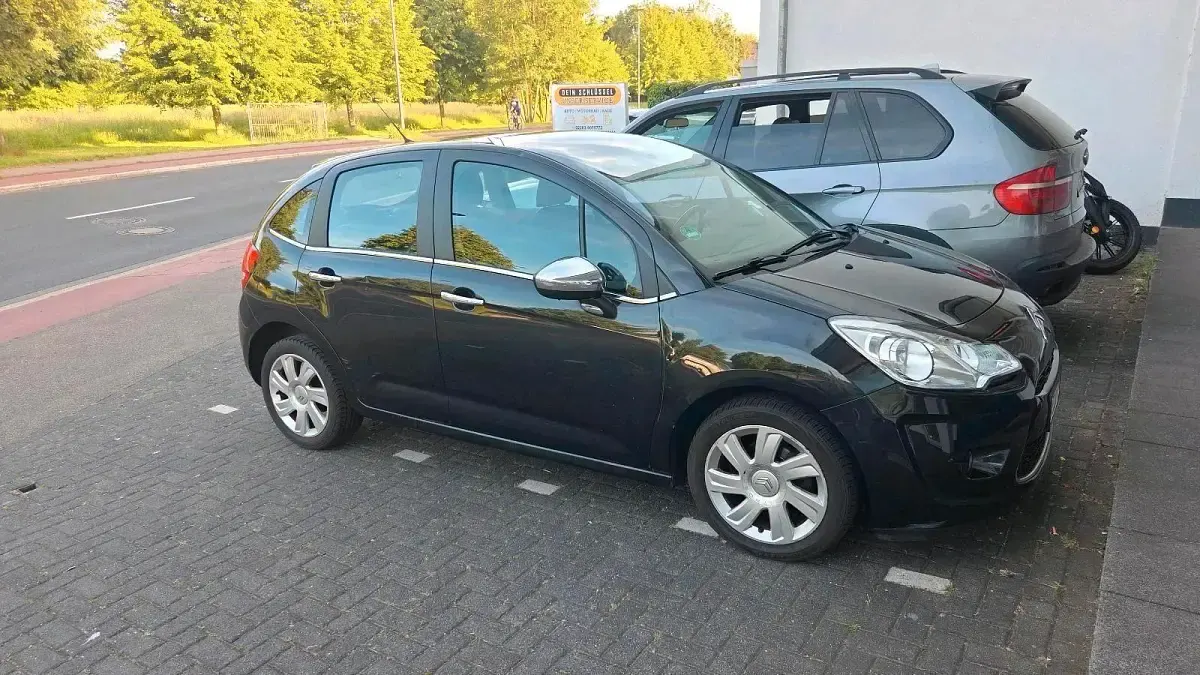 Gebraucht Citroën C3 85 PS (62 kW) 2012 Schwarz Kleinwagen