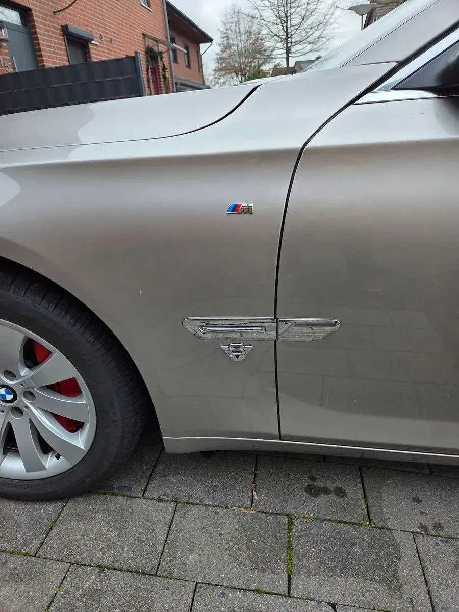 Gebraucht BMW 750 Sport Line 408 PS (300 kW) 2009 Gold Limousine