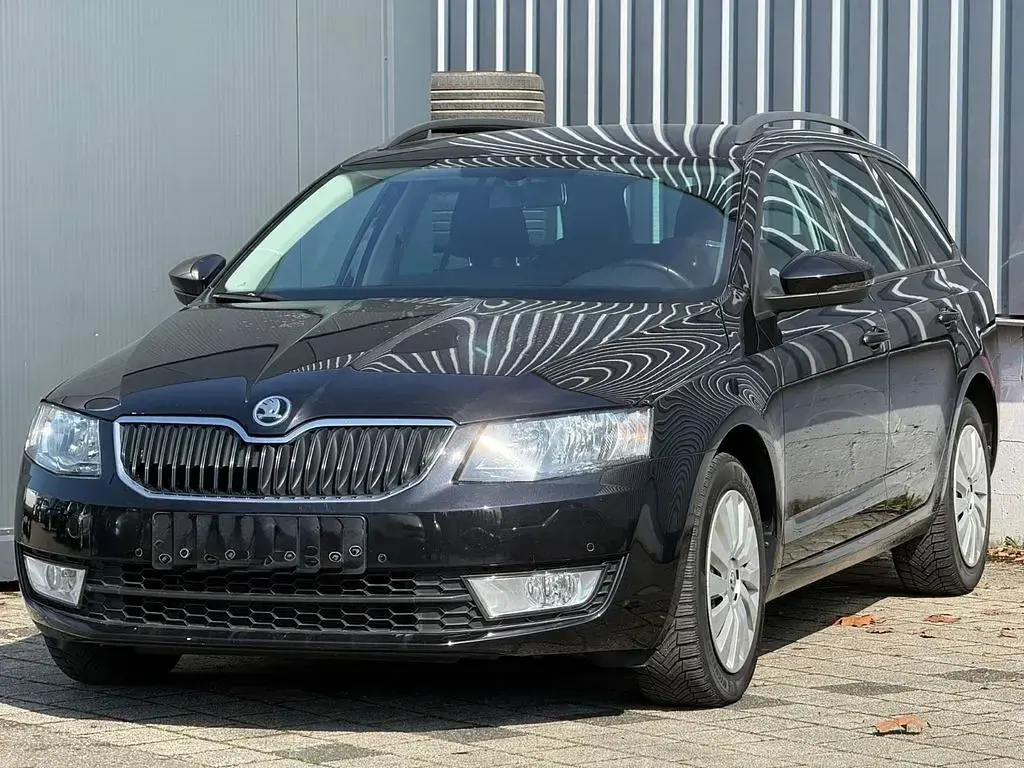 Gebraucht Skoda Octavia Active 110 PS (80 kW) 2017 Schwarz Kombi