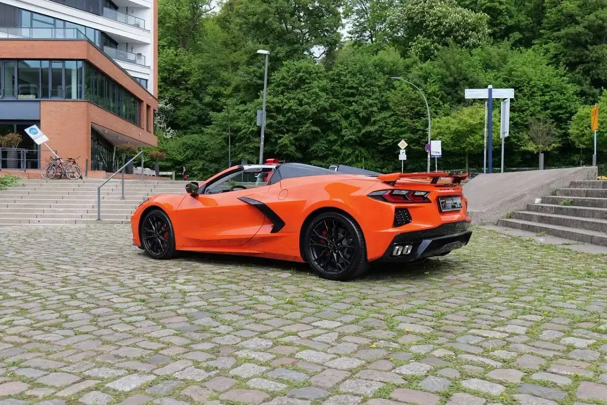 Neu Corvette Stingray 481 PS (353 kW) 2026 Sebring orange tintcoat Cabrio