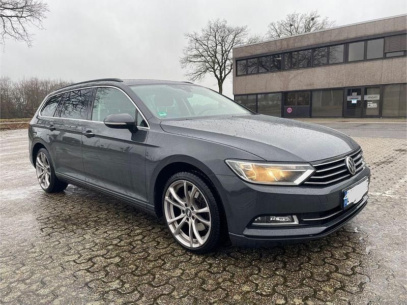 Gebraucht VW Passat Comfortline 150 PS (110 kW) 2017 Grau Kombi