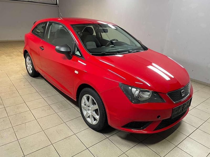 Gebraucht Seat Ibiza Reference 75 PS (55 kW) 2012 "emocion" rot Kleinwagen