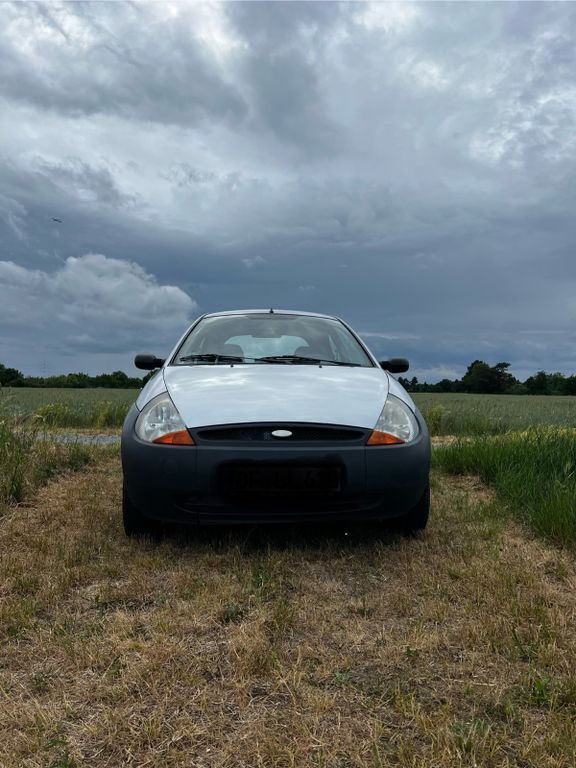 Silber Gebraucht 2006 Ford Ka Kleinwagen | 995 € (Fairer Preis) - Bild 1/4