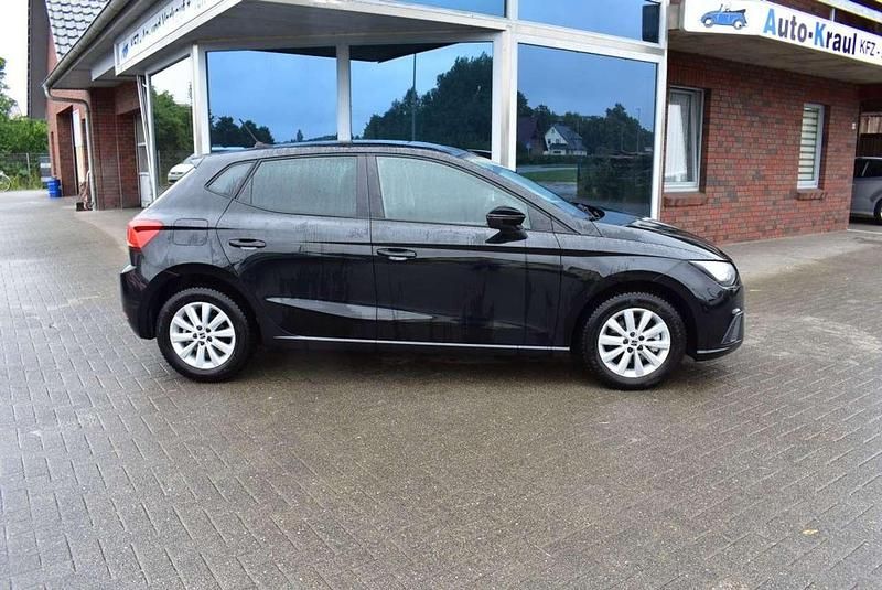 Gebraucht Seat Ibiza Style 110 PS (80 kW) 2024 Midnight schwarz metallic Kleinwagen