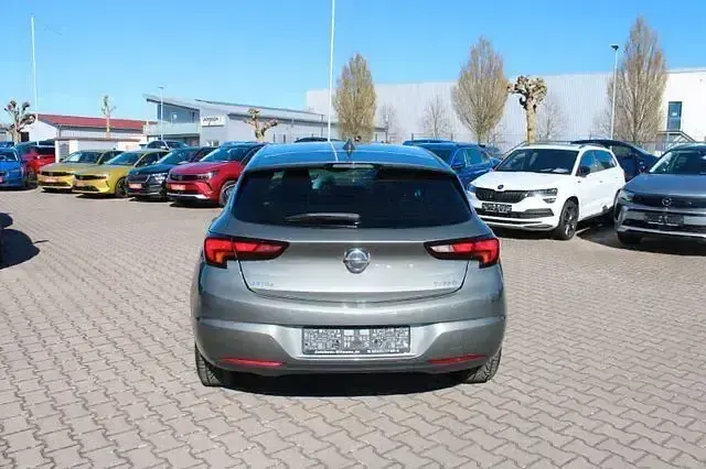 Brugt Opel Astra Active 125 HK (91 kW) 2017 Grå Sedan