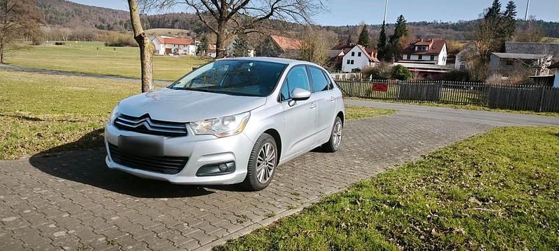 Gebraucht Citroën C4 112 PS (82 kW) 2010 Silber Kleinwagen
