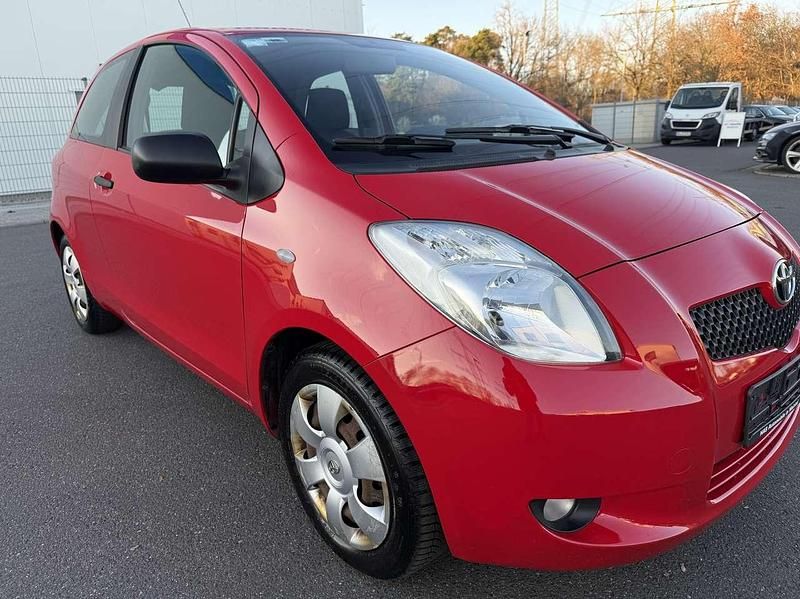 Gebraucht Toyota Yaris Cool 87 PS (63 kW) 2008 Super red 5 Kleinwagen