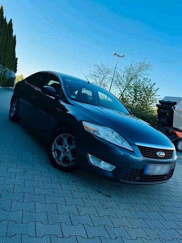Gebraucht Ford Mondeo 130 PS (95 kW) 2007 Andere farben Limousine