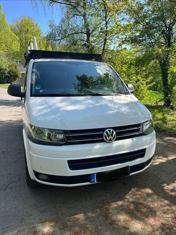Second-hand VW T5 140 CP (102 kW) 2014 Alb Van