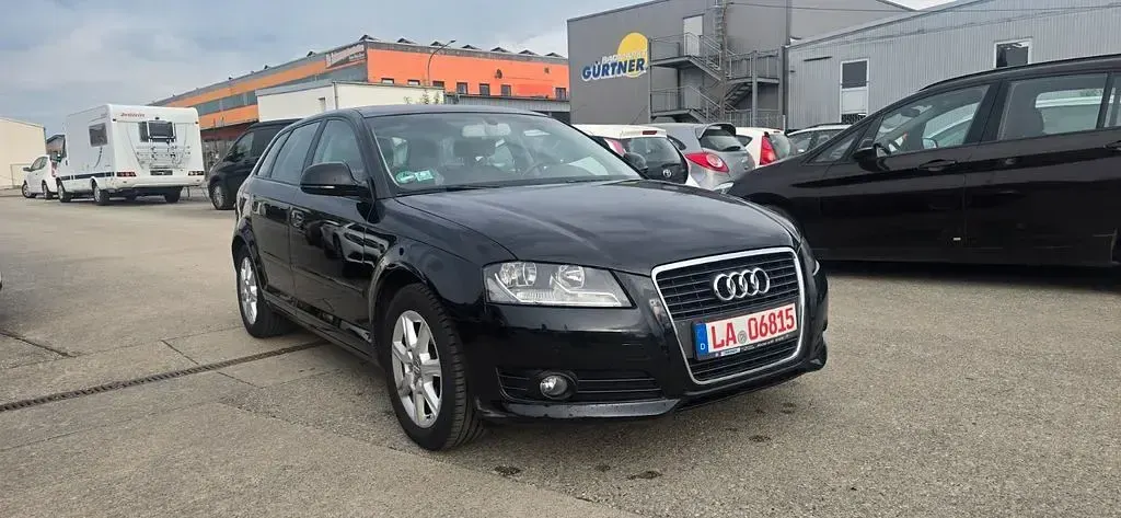Używany Audi A3 Ambiente 125 KM (91 kW) 2009 Czarny Hatchback