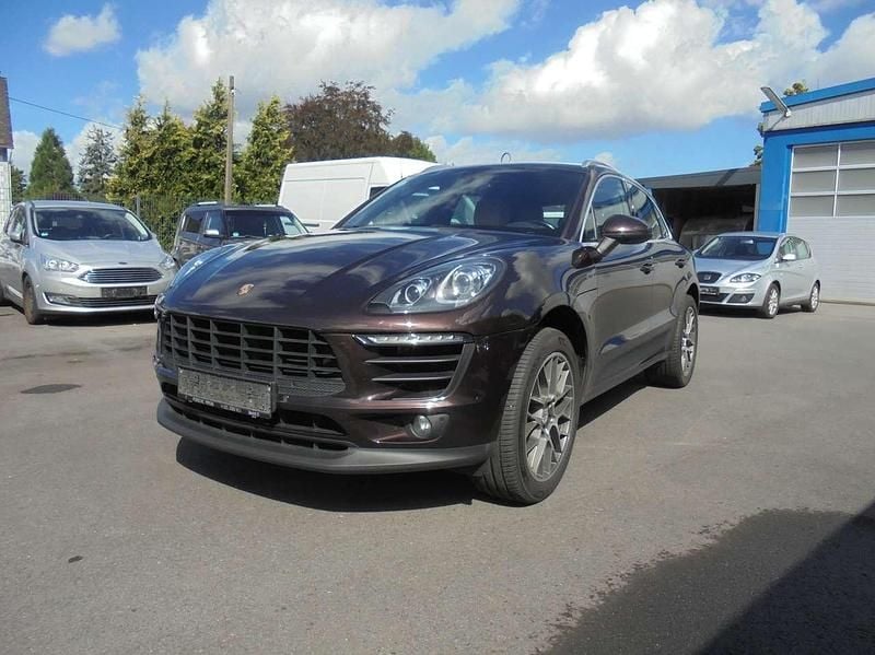 Braun Gebraucht 2018 Porsche Macan S SUV | 29.990 € (Guter Preis) - Bild 1/4