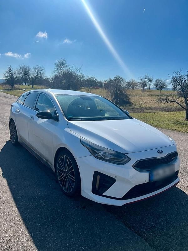 Gebraucht Kia ProCeed GT 204 PS (150 kW) 2019 Weiß Kombi
