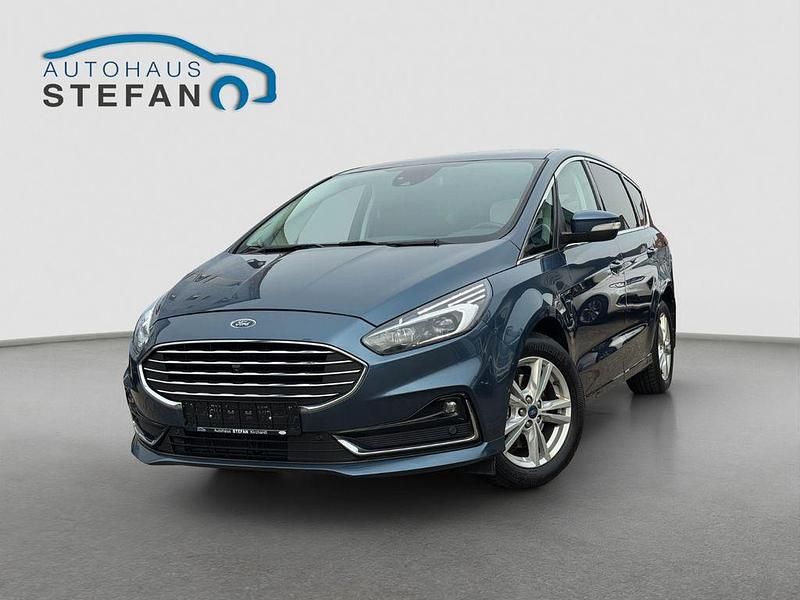 Gebraucht Ford S-MAX Titanium 150 PS (110 kW) 2020 Blau Van / Kleinbus