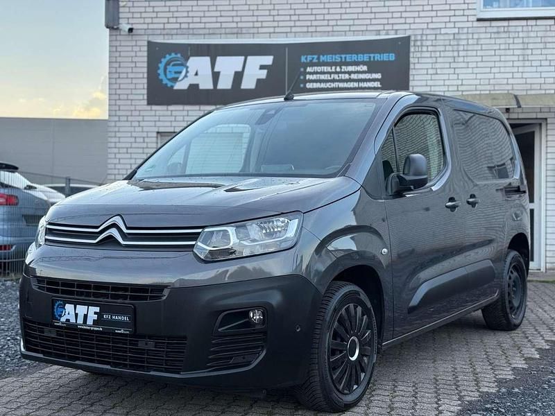 Grau Gebraucht 2020 Citroën Berlingo Van / Kleinbus | 14.990 € (Superpreis) - Bild 1/4