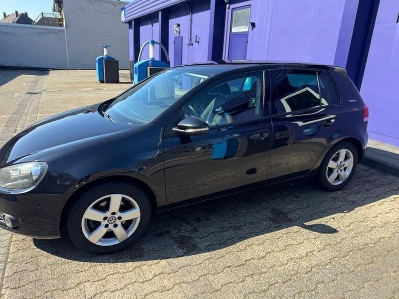 Gebraucht VW Golf VI Team 86 PS (63 kW) 2010 Schwarz Kleinwagen
