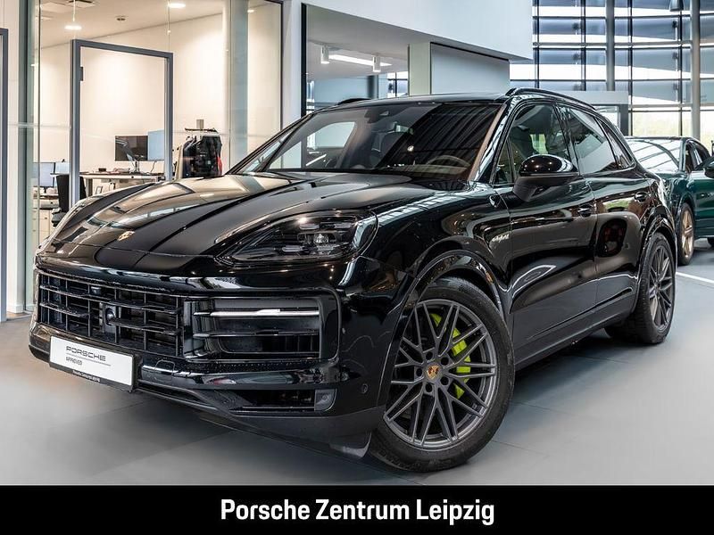 Schwarz Gebraucht 2024 Porsche Cayenne S E-Hybrid SUV | 108.800 € (Guter Preis) - Bild 1/4