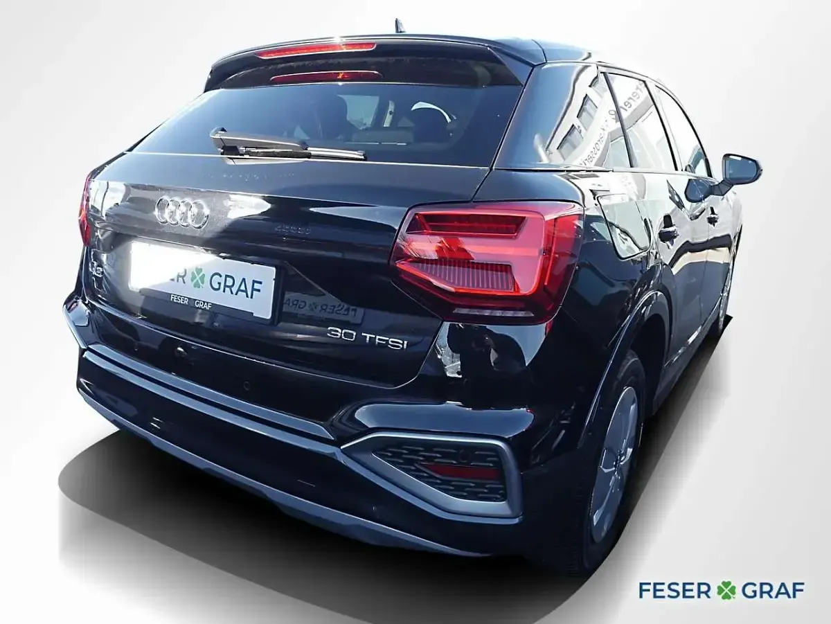 Gebraucht Audi Q2 Advanced 116 PS (85 kW) 2025 Mythosschwarz metallic SUV