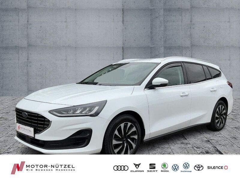 Frostweiß Gebraucht 2022 Ford Focus Titanium Kombi | 16.960 € (Etwas zu teuer) - Bild 1/4