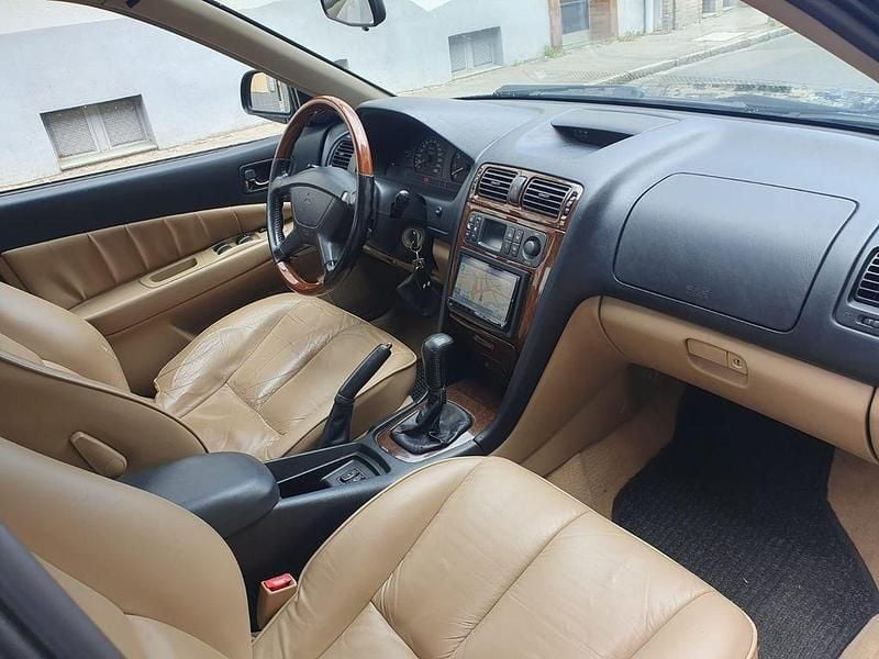 Grün Gebraucht 1998 Mitsubishi Galant Limousine | 5.000 € (Etwas zu teuer) - Bild 1/4