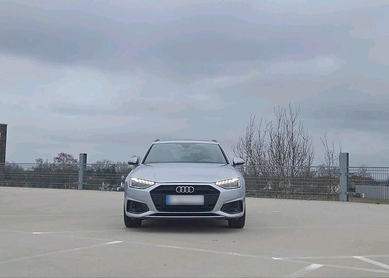 Gebraucht Audi A4 Ambiente 204 PS (150 kW) 2021 Silber Kombi