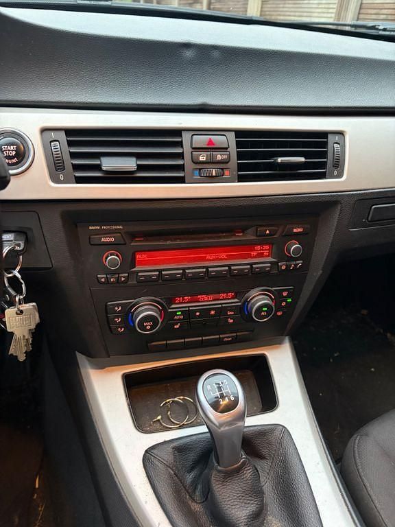 Gebraucht BMW 316 116 PS (85 kW) 2012 Weiß Kombi